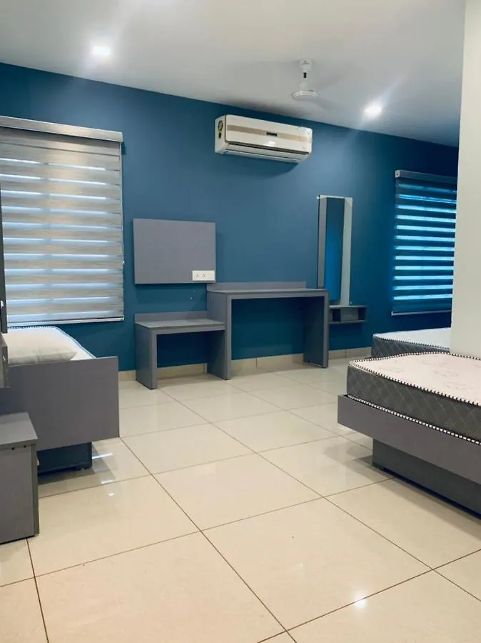 Hotel Emerald Royal Residency Kochi